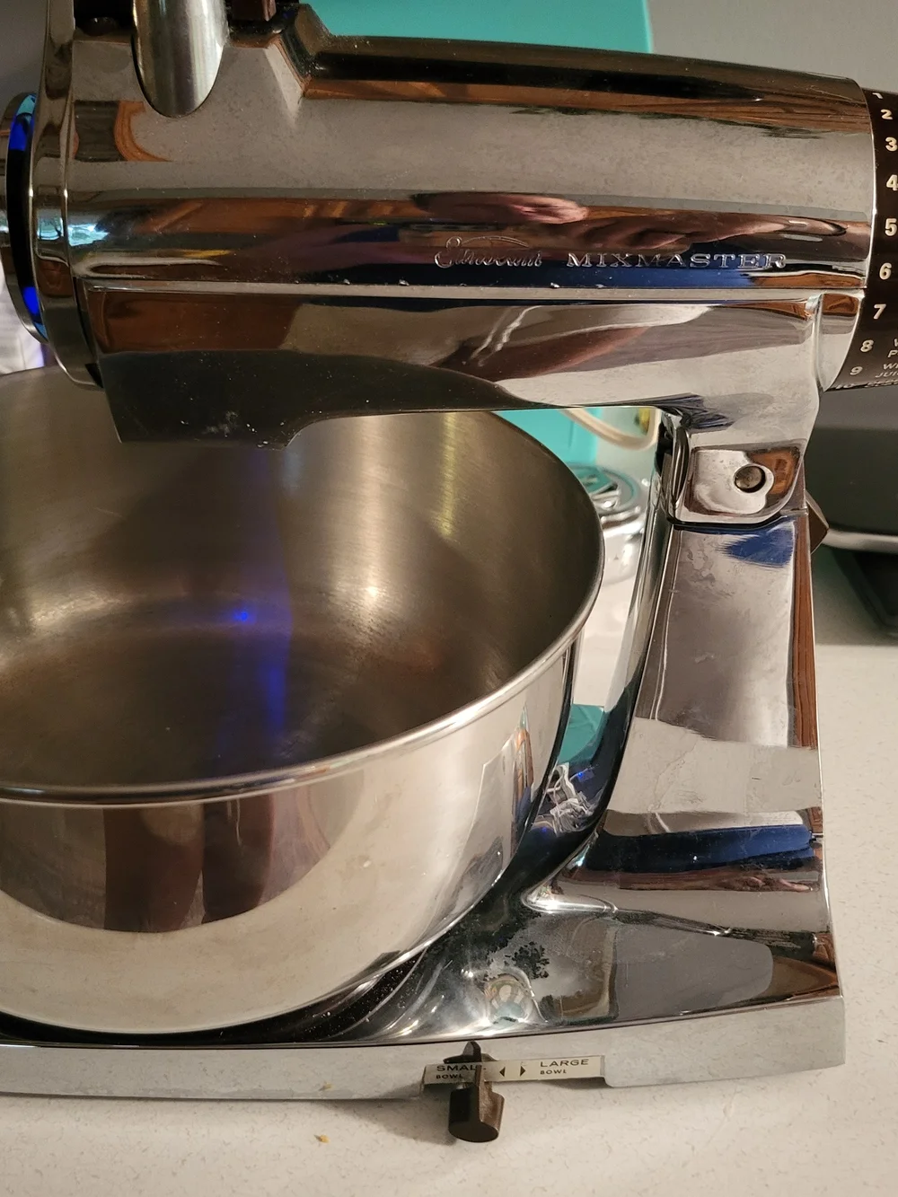 Vintage Sunbeam Mixmaster 12-Speed 235W Chrome Stand Mixer w/ 2 Bowls